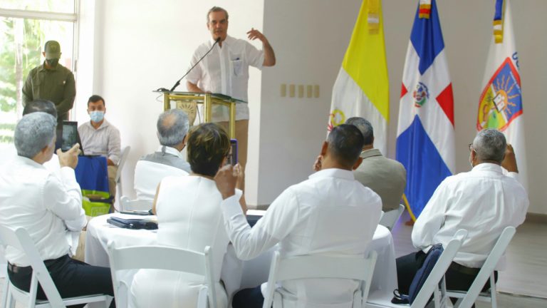 Presidente Abinader garantiza apoyo a Cluster Turístico para desarrollo de la región Sur