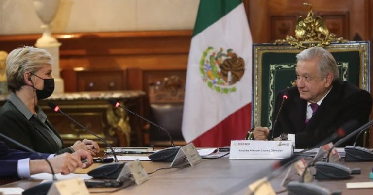 EEUU insiste a México con retomar desarrollo de energías renovables