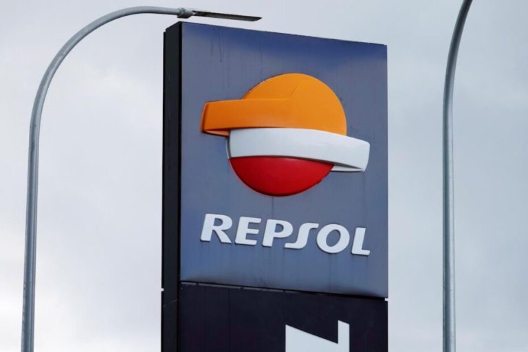 Repsol ganó 2.841 millones en 2021 frente a pérdidas 3.740 millones en 2020