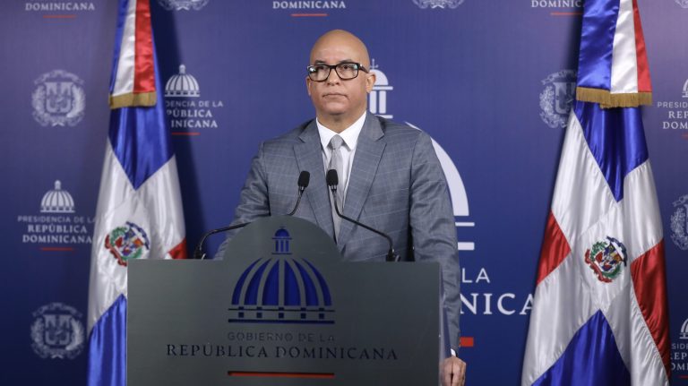 Gobierno: conflicto entre Rusia y Ucrania agudizará crisis internacional de precios que afecta la economía local