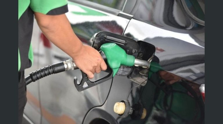 Precios de combustibles se mantendrán sin variación para próxima semana