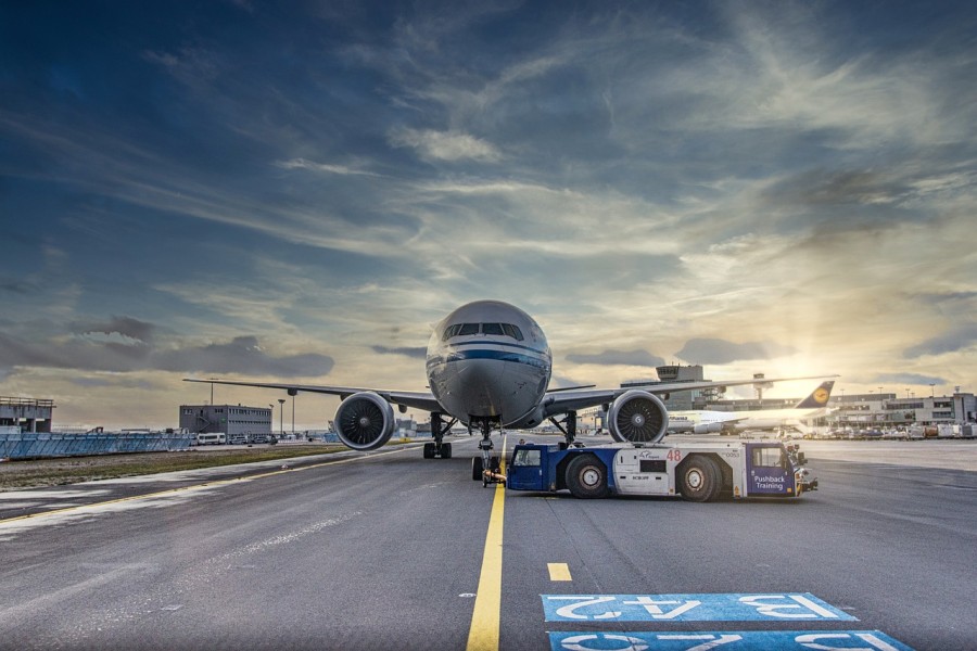 airplane-4974678_1280 (1)