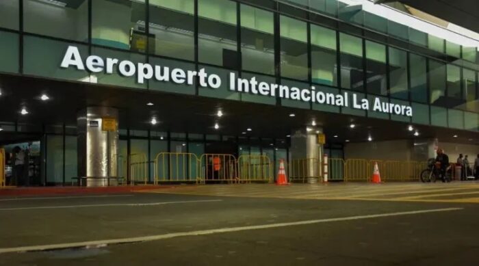 Fachada del Aeropuerto La Aurora de Guatemala, será modernizada con inversión de formato APP.