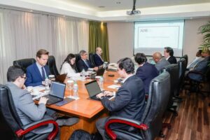 reunión ADIE FMI RD sistema eléctrico