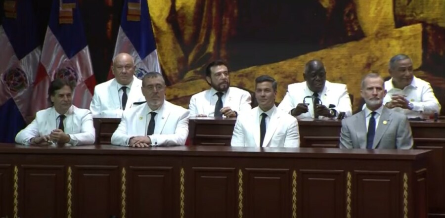 Delegación internacional en el Teatro Nacional en la toma de posesión del presidente Luis Abinader y la vicepresidenta Raquel Peña.