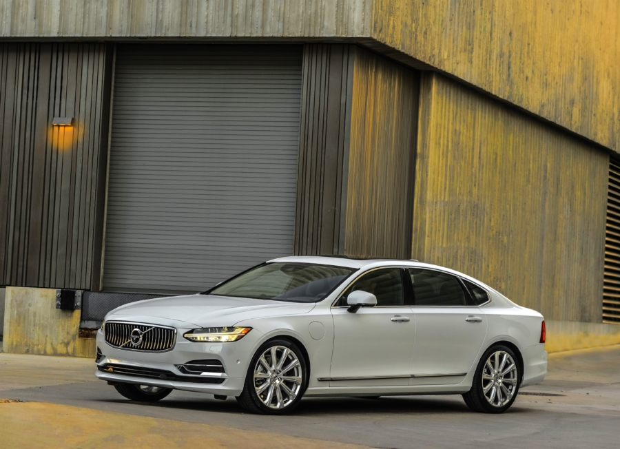 S90 T8 Inscription