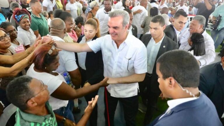 Abinader inaugurará obras viales este sábado en Independencia y Barahona