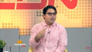 Ostos Frías Lugo, director del Fideicomiso RD Vial, durante su participación en el programa televisivo Despierta con CDN.