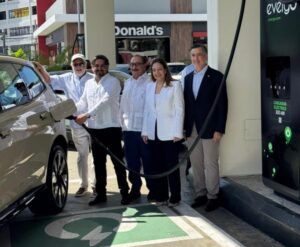 Evergo y TotalEnergies inauguran estación de carga ultrarrápida 