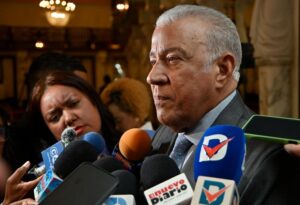 Andrés Bautista, ministro Administrativo de la Presidencia, durante su encuentro con la prensa en el Palacio Nacional, Foto: Fuente Externa