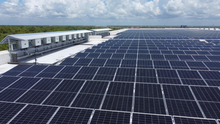 Gas natural y energía solar concentran el 53% de la capacidad instalada del SENI