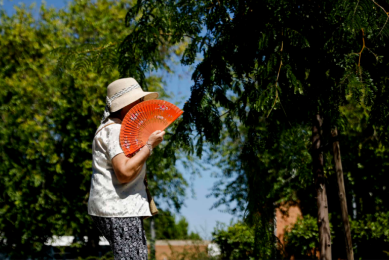 Ante las altas temperaturas, Salud Pública llama a extremar las medidas de prevención
