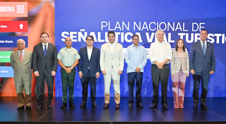 Turismo y RD Vial lanzan plan nacional de señalética turística